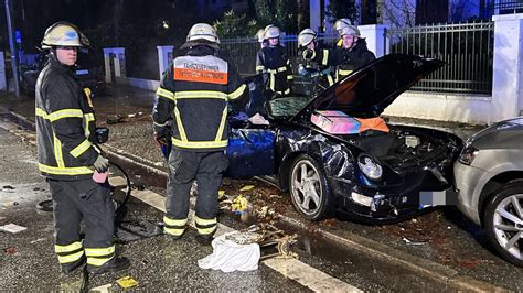 Porsche crasht in Hamburger Nobelviertel 